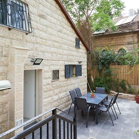 A Private Luxurious Villa In The German Colony! Jerusalem Exteriör bild