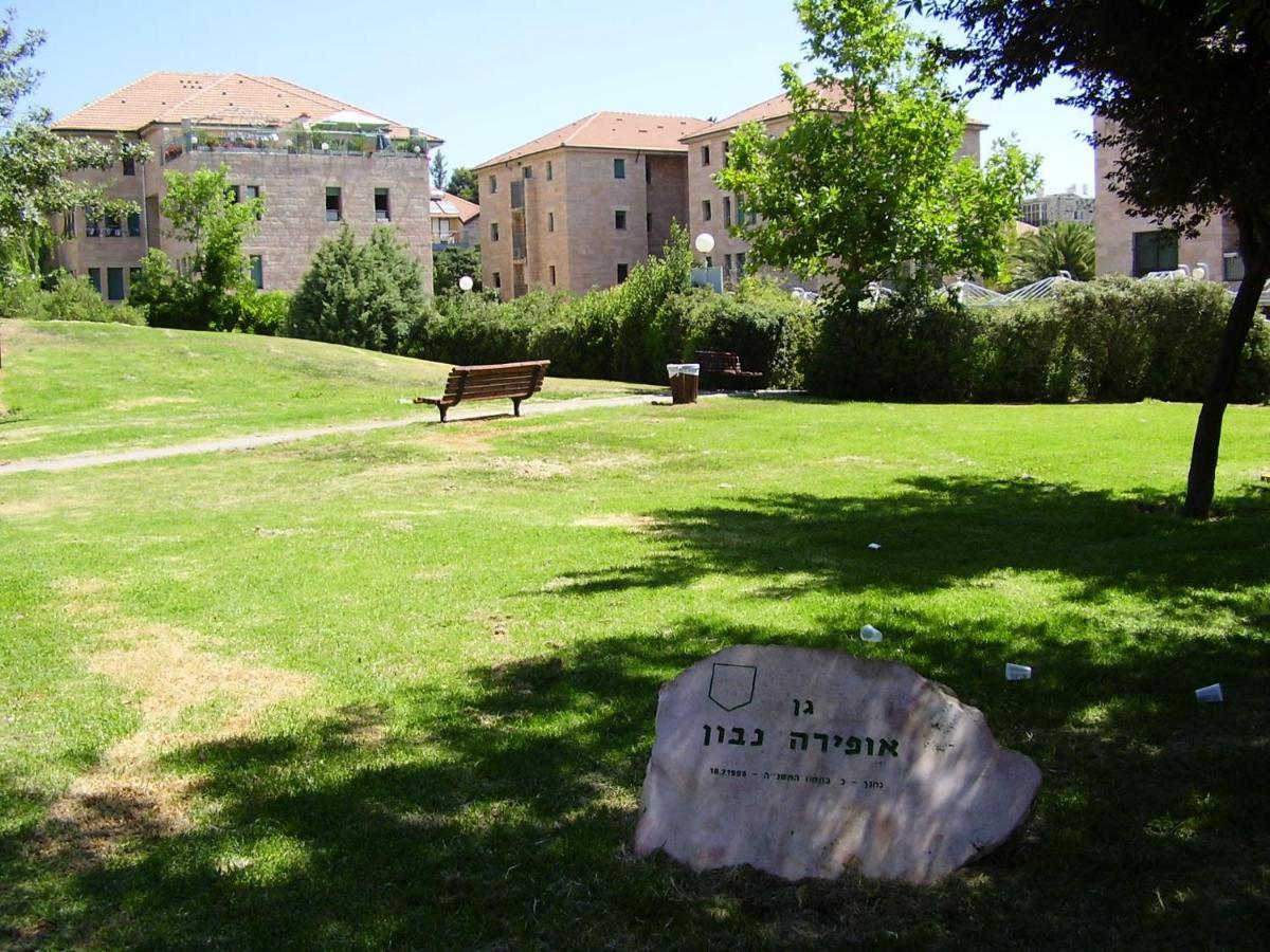 A Private Luxurious Villa In The German Colony! Jerusalem Exteriör bild